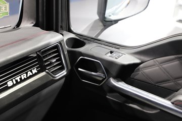 �����ǵ¿�C5L 390���� 4X2 AMT�Զ��� 6.9����س�ͼƬ