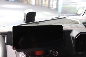 �����ǵ¿�C5L 390���� 4X2 AMT�Զ��� 6.9����س�ͼƬ