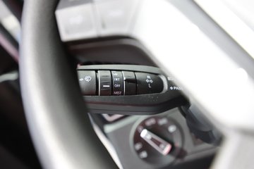 �����ǵ¿�C5L 390���� 4X2 AMT�Զ��� 6.9����س�ͼƬ