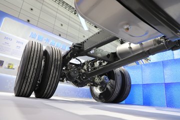 �����ǵ¿�C5L 390���� 4X2 AMT�Զ��� 6.9����س�ͼƬ