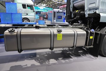 �����ǵ¿�C5L 390���� 4X2 AMT�Զ��� 6.9����س�ͼƬ