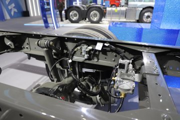 �����ǵ¿�C5L 390���� 4X2 AMT�Զ��� 6.9����س�ͼƬ