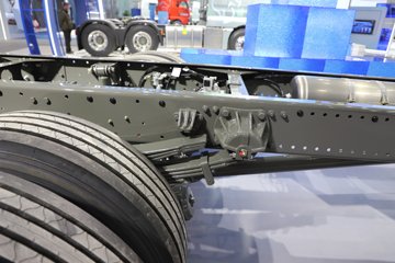 �����ǵ¿�C5L 390���� 4X2 AMT�Զ��� 6.9����س�ͼƬ