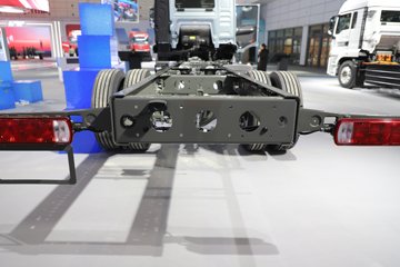 �����ǵ¿�C5L 390���� 4X2 AMT�Զ��� 6.9����س�ͼƬ