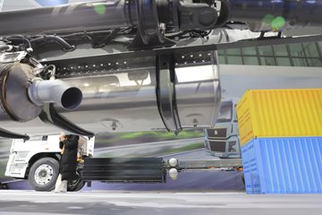 �����ǵ¿�C5L 390���� 4X2 AMT�Զ��� 6.9����س�ͼƬ