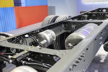 �����ǵ¿�C5L 390���� 4X2 AMT�Զ��� 6.9����س�ͼƬ