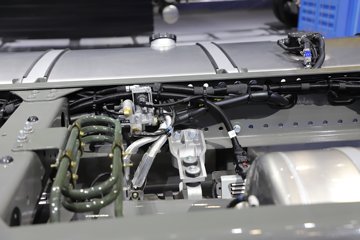 �����ǵ¿�C5L 390���� 4X2 AMT�Զ��� 6.9����س�ͼƬ