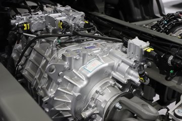 �����ǵ¿�C5L 390���� 4X2 AMT�Զ��� 6.9����س�ͼƬ