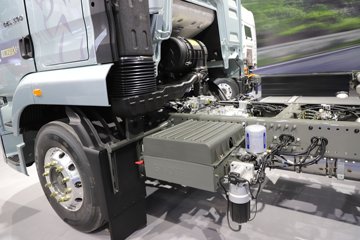 �����ǵ¿�C5L 390���� 4X2 AMT�Զ��� 6.9����س�ͼƬ