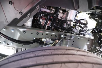 �����ǵ¿�C5L 390���� 4X2 AMT�Զ��� 6.9����س�ͼƬ