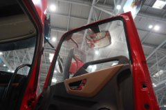 东风天锦KR PLUS 4X2 9.75米纯电动厢式载货车 宁德时代348kWh