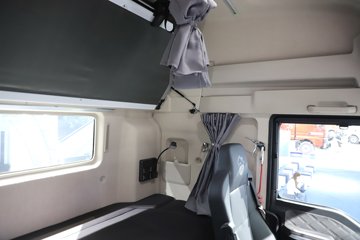 �����ǵ¿�SITRAK C9H 620���� 6X4 �й�����14�� AMT�Զ��� ǣ����ͼƬ