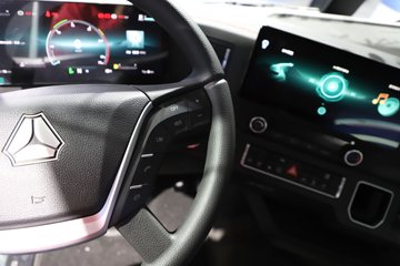 �����ǵ¿�SITRAK C9H 620���� 6X4 �й�����14�� AMT�Զ��� ǣ����ͼƬ