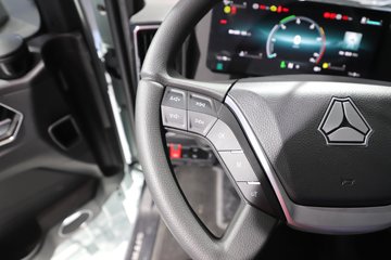 �����ǵ¿�SITRAK C9H 620���� 6X4 �й�����14�� AMT�Զ��� ǣ����ͼƬ