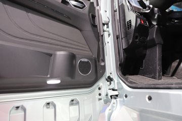 �����ǵ¿�SITRAK C9H 620���� 6X4 �й�����14�� AMT�Զ��� ǣ����ͼƬ