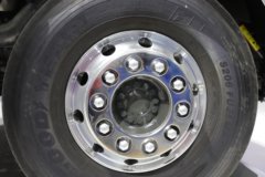 重汽汕德卡SITRAK C9H 620马力 6X4 中国重汽14档 AMT自动档 牵引车