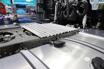 �����ǵ¿�SITRAK C9H 620���� 6X4 �й�����14�� AMT�Զ��� ǣ����ͼƬ