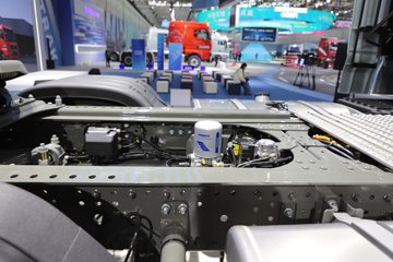 �����ǵ¿�SITRAK C9H 620���� 6X4 �й�����14�� AMT�Զ��� ǣ����ͼƬ