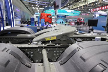 �����ǵ¿�SITRAK C9H 620���� 6X4 �й�����14�� AMT�Զ��� ǣ����ͼƬ