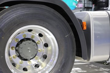 �����ǵ¿�SITRAK C9H 620���� 6X4 �й�����14�� AMT�Զ��� ǣ����ͼƬ