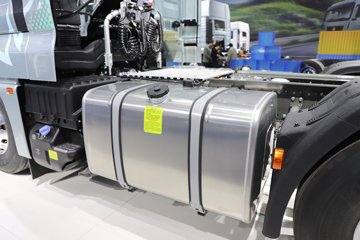 �����ǵ¿�SITRAK C9H 620���� 6X4 �й�����14�� AMT�Զ��� ǣ����ͼƬ