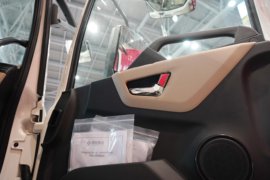 东风天锦KR&nbsp;电动载货车驾驶室图片