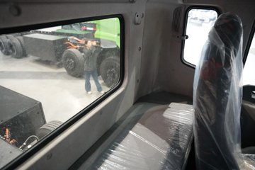 �������KR 8X4 ���綯��ʽ�ػ��� ����ʱ��352kWhͼƬ