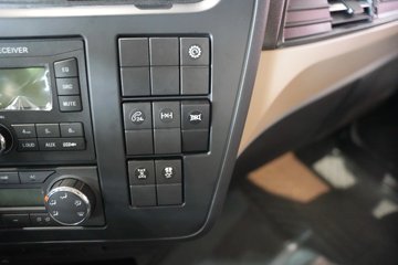 �������KR 8X4 ���綯��ʽ�ػ��� ����ʱ��352kWhͼƬ