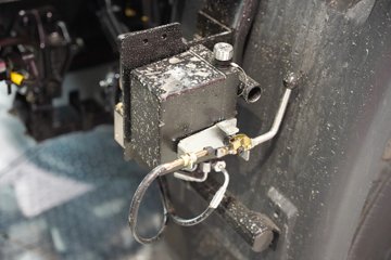 �������KR 8X4 ���綯��ʽ�ػ��� ����ʱ��352kWhͼƬ