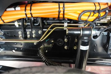 �������KR 8X4 ���綯��ʽ�ػ��� ����ʱ��352kWhͼƬ