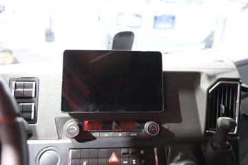 �����ǵ¿�SITRAK G7S ȫ��֮�� 15.3L���� 620���� 6X4 �й�����16�� ǣ����ͼƬ