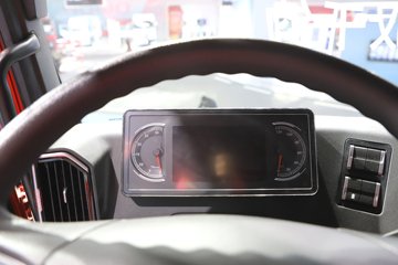 �����ǵ¿�SITRAK G7S ȫ��֮�� 15.3L���� 620���� 6X4 �й�����16�� ǣ����ͼƬ