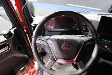 �����ǵ¿�SITRAK G7S ȫ��֮�� 15.3L���� 620���� 6X4 �й�����16�� ǣ����ͼƬ