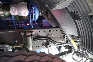 �����ǵ¿�SITRAK G7S ȫ��֮�� 15.3L���� 620���� 6X4 �й�����16�� ǣ����ͼƬ