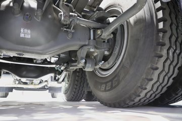 �����ǵ¿�SITRAK G7S ȫ��֮�� 15.3L���� 620���� 6X4 �й�����16�� ǣ����ͼƬ