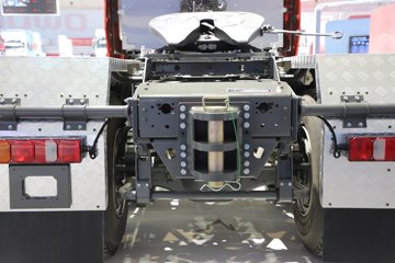 �����ǵ¿�SITRAK G7S ȫ��֮�� 15.3L���� 620���� 6X4 �й�����16�� ǣ����ͼƬ