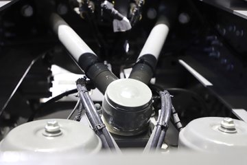 �����ǵ¿�SITRAK G7S ȫ��֮�� 15.3L���� 620���� 6X4 �й�����16�� ǣ����ͼƬ