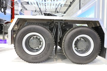 �����ǵ¿�SITRAK G7S ȫ��֮�� 15.3L���� 620���� 6X4 �й�����16�� ǣ����ͼƬ