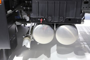 �����ǵ¿�SITRAK G7S ȫ��֮�� 15.3L���� 620���� 6X4 �й�����16�� ǣ����ͼƬ