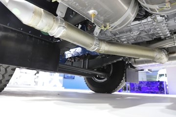 �����ǵ¿�SITRAK G7S ȫ��֮�� 15.3L���� 620���� 6X4 �й�����16�� ǣ����ͼƬ