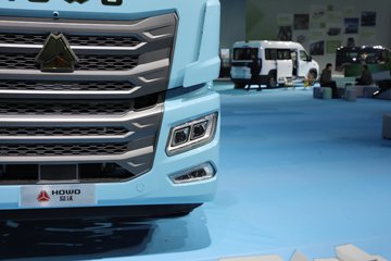 ����HOWO TX EV 6X4����ʽ���綯ǣ���� 400.619kWhͼƬ