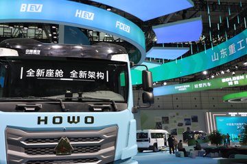 ����HOWO TX EV 6X4����ʽ���綯ǣ���� 400.619kWhͼƬ