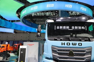 ����HOWO TX EV 6X4����ʽ���綯ǣ���� 400.619kWhͼƬ