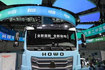 ����HOWO TX EV 6X4����ʽ���綯ǣ���� 400.619kWhͼƬ