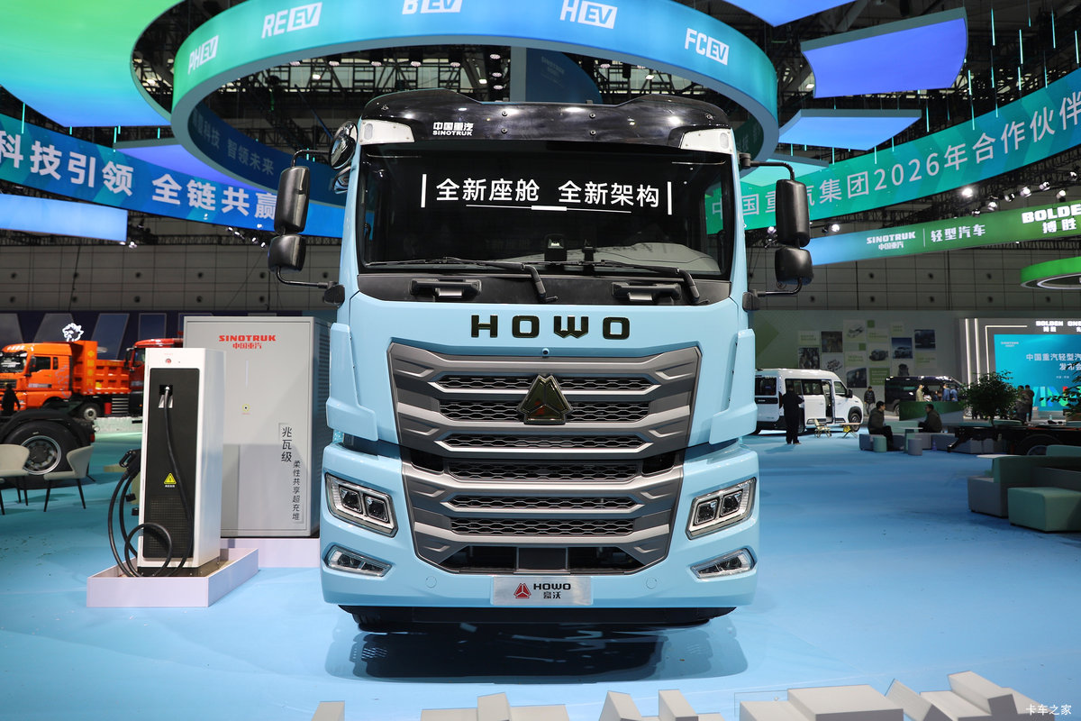 ����HOWO TX EV 6X4����ʽ���綯ǣ���� 400.619kWh���