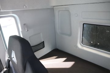 ����HOWO TX EV 6X4����ʽ���綯ǣ���� 400.619kWhͼƬ