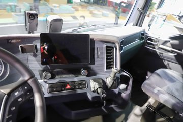 ����HOWO TX EV 6X4����ʽ���綯ǣ���� 400.619kWhͼƬ