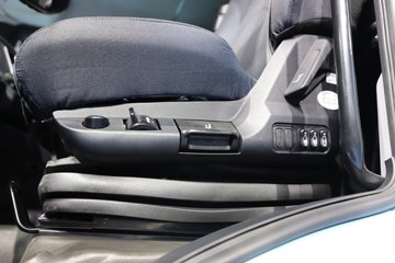 ����HOWO TX EV 6X4����ʽ���綯ǣ���� 400.619kWhͼƬ