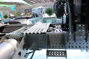 ����HOWO TX EV 6X4����ʽ���綯ǣ���� 400.619kWhͼƬ