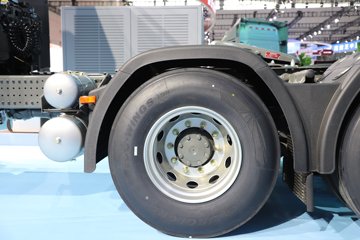 ����HOWO TX EV 6X4����ʽ���綯ǣ���� 400.619kWhͼƬ